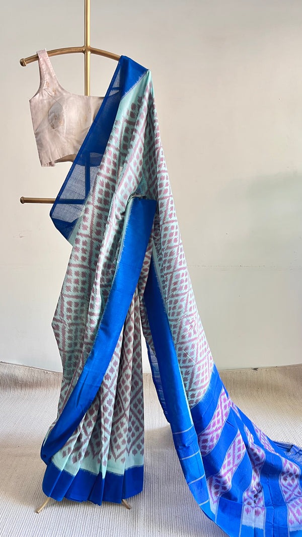 'VENNELA' Handwoven Pochampally Ikat Cotton Saree