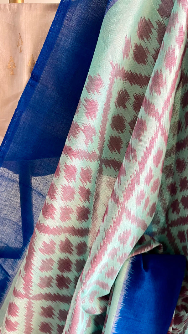 'VENNELA' Handwoven Pochampally Ikat Cotton Saree