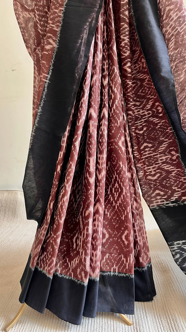 'VASUDHA' Handwoven Pochampally Ikat Cotton Saree