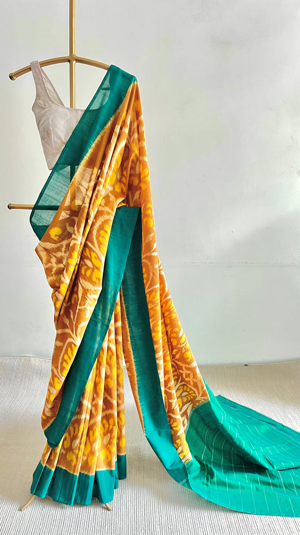 'CHAITRA' Handwoven Pochampally Ikat Cotton Saree