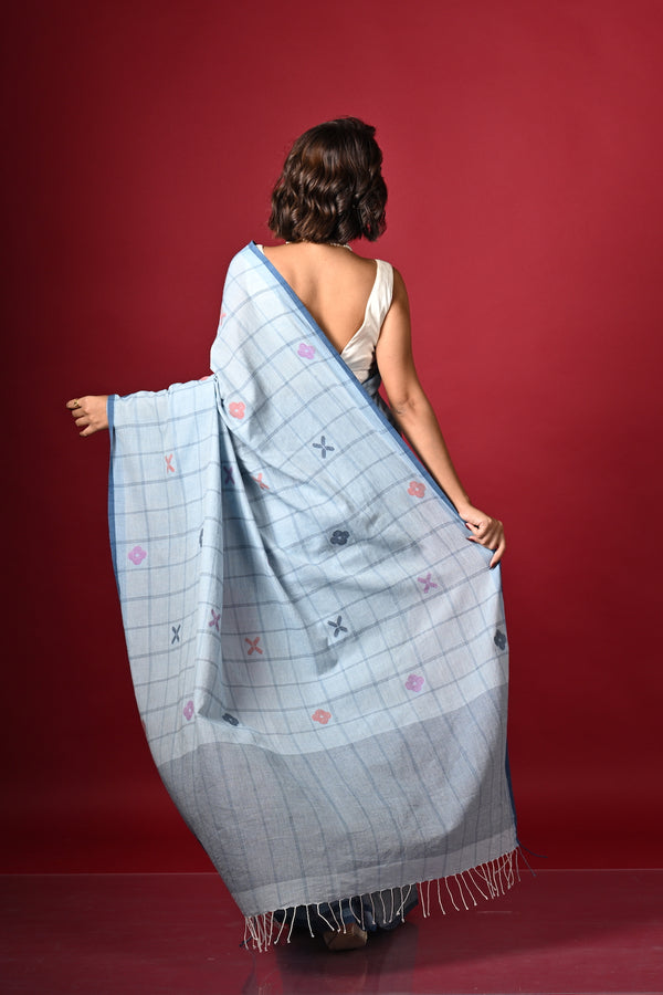 'CHAMELI: Pale ink blue' Handwoven Bengal Jamdani