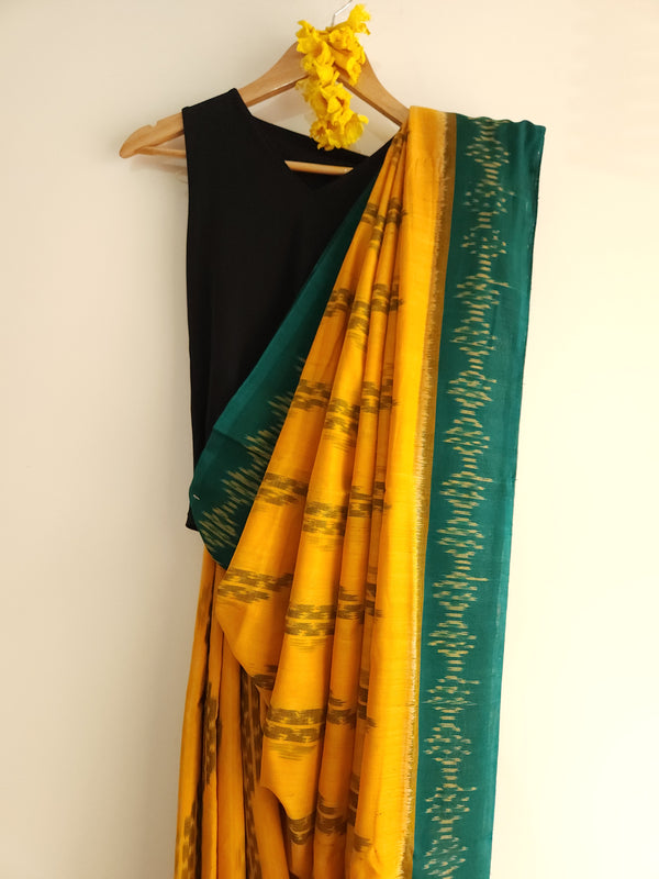 'VANI' Handwoven Pochampally Ikat Cotton Saree