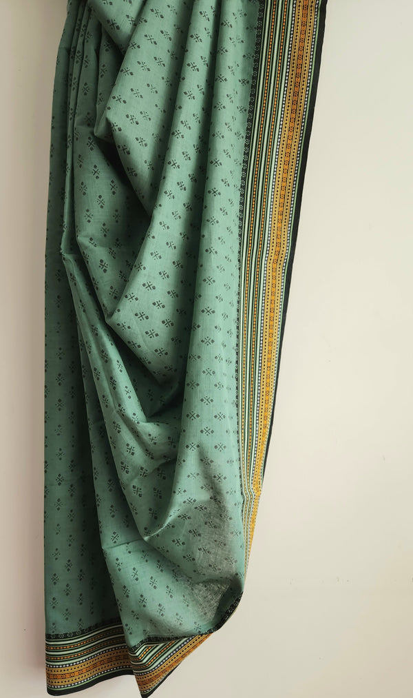 'JHUMPA' Hand block printed Begumpuri