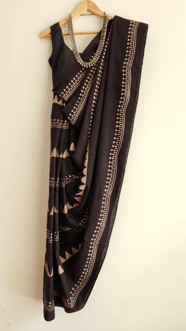 'SARA: Black' Ajrakh on handwoven Kala Cotton