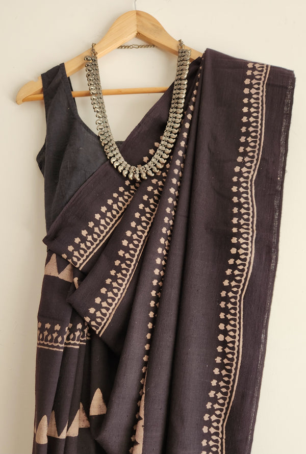 'SARA: Black' Ajrakh on handwoven Kala Cotton