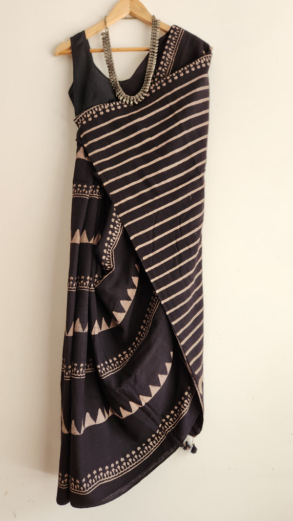 'SARA: Black' Ajrakh on handwoven Kala Cotton