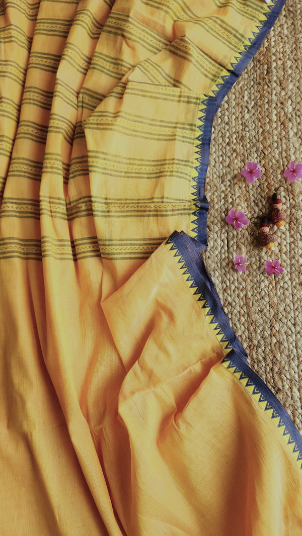 'ANAYA' Handwoven Begumpuri Cotton Saree