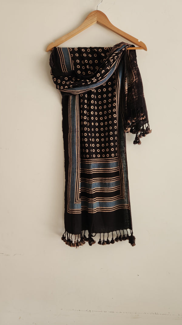 'KANHA' Kala Cotton Bhujodi Ajrakh Stole