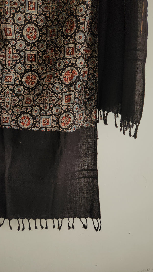 'SHYAM' Kala Cotton Bhujodi Ajrakh Stole