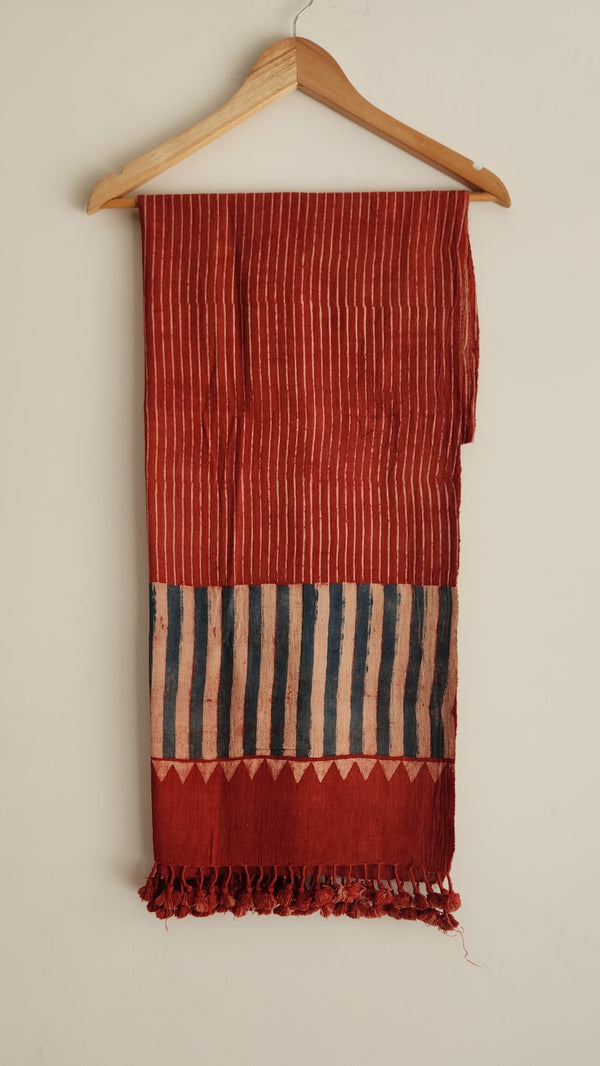 'HARI' Kala Cotton Bhujodi Ajrakh Stole