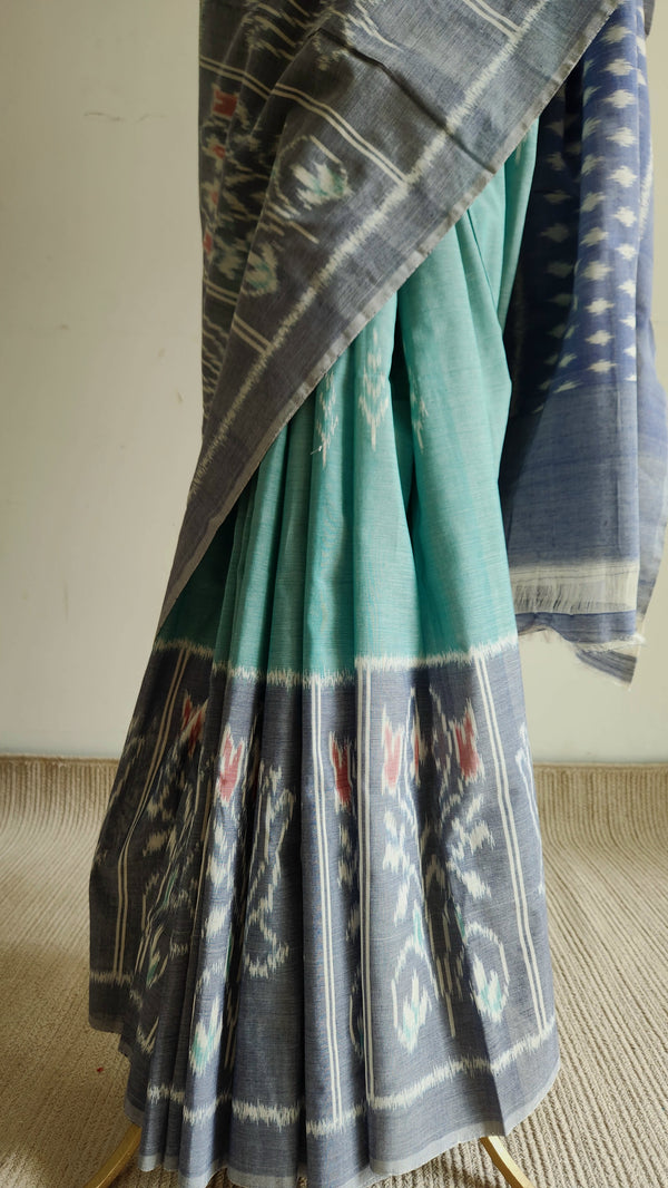 'RĒLA' Handwoven Pochampally Ikat Cotton Saree