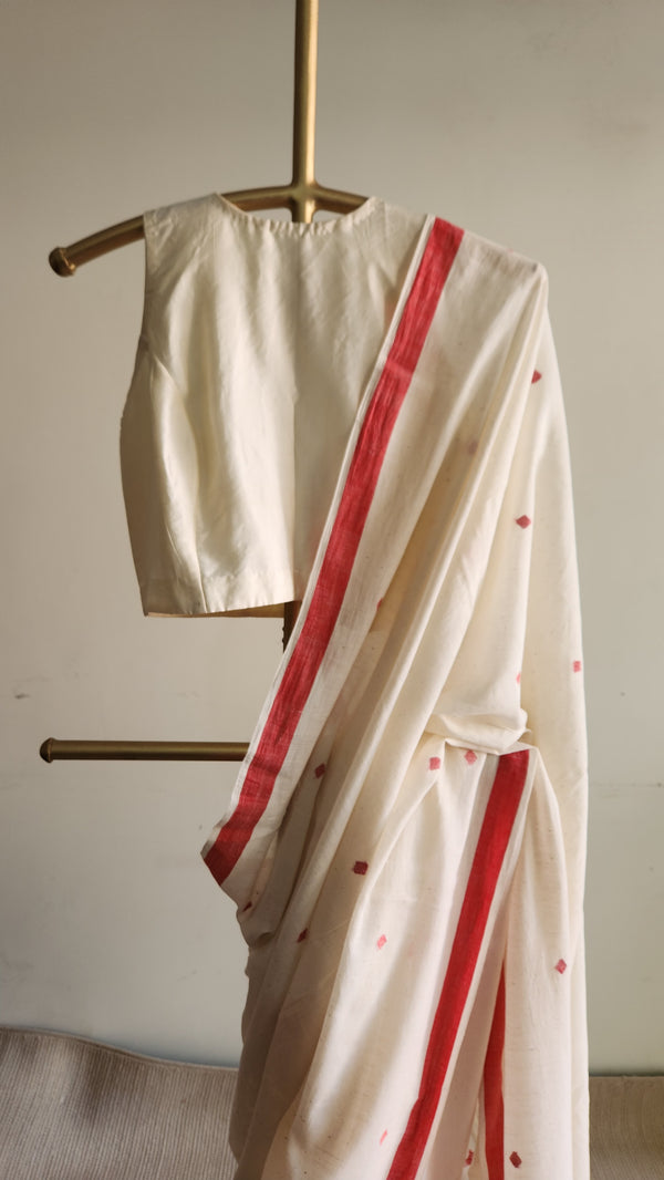 'CHOM CHOM' Handwoven Jamdani Cotton Saree