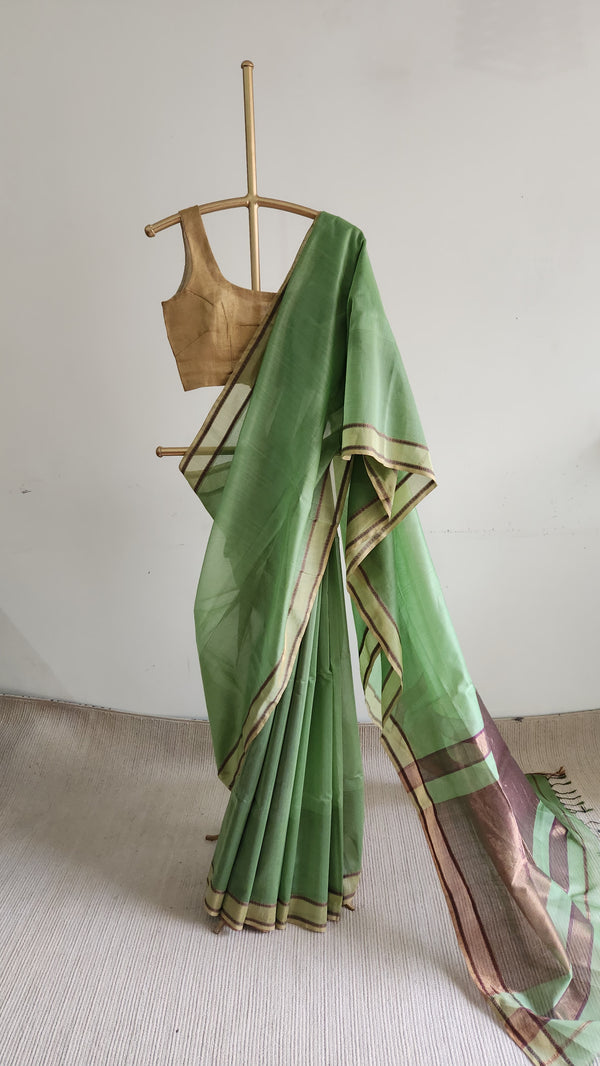 'KUSUMITA' Handwoven Silk-Cotton Maheshwari Saree