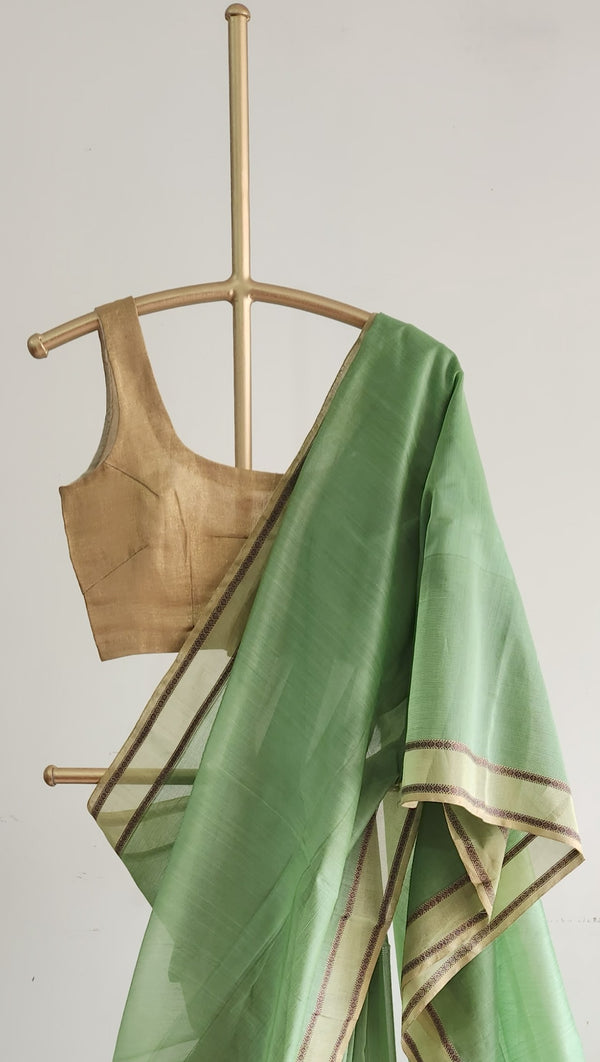 'KUSUMITA' Handwoven Silk-Cotton Maheshwari Saree