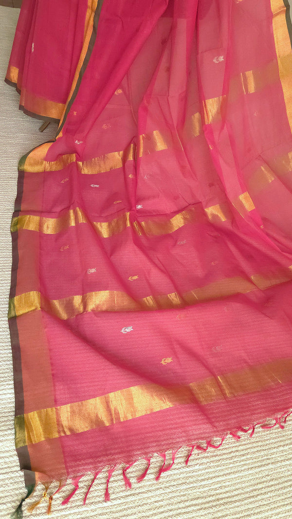 'PAVIKA:Red' Handwoven Venkatagiri Cotton Saree