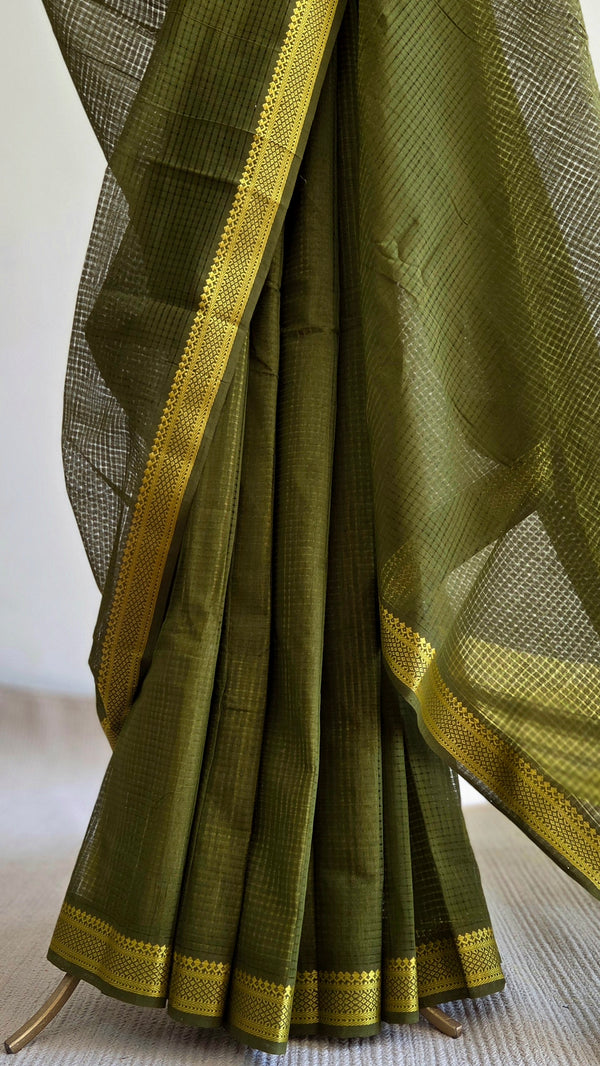 'VILASINI' Handwoven Mangalagiri Cotton Saree