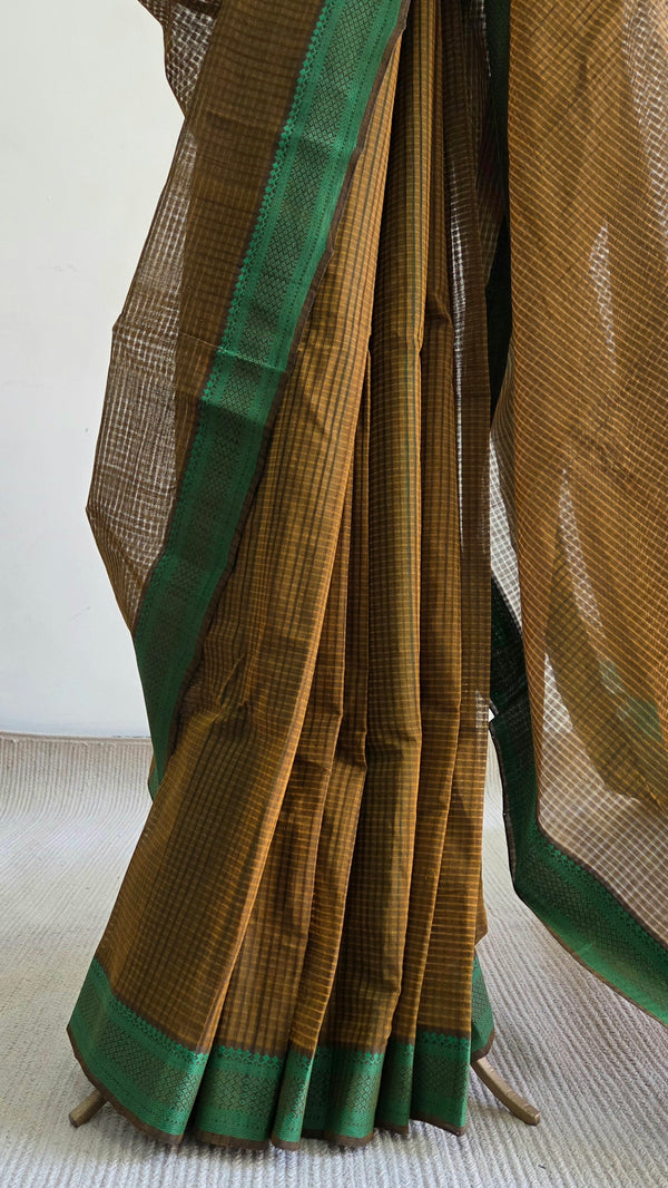 'KASARALI' Handwoven Mangalagiri Cotton Saree