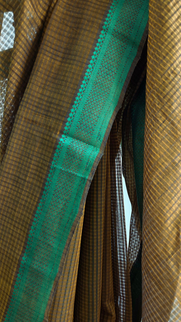 'KASARALI' Handwoven Mangalagiri Cotton Saree