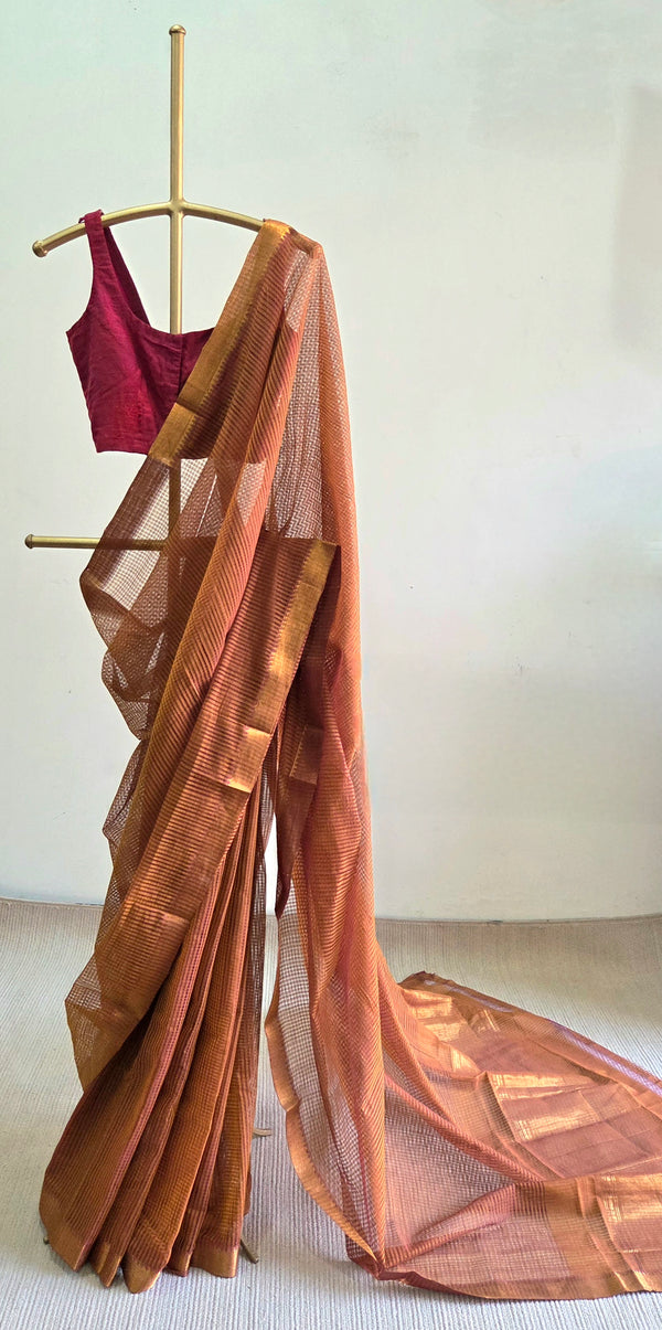 'GOMEDHAKA' Handwoven Mangalagiri Cotton Saree