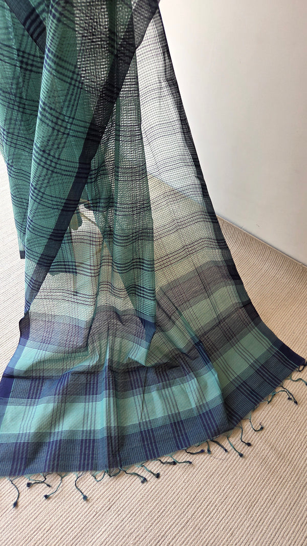 'NEELI' Handwoven Mangalagiri Cotton Saree