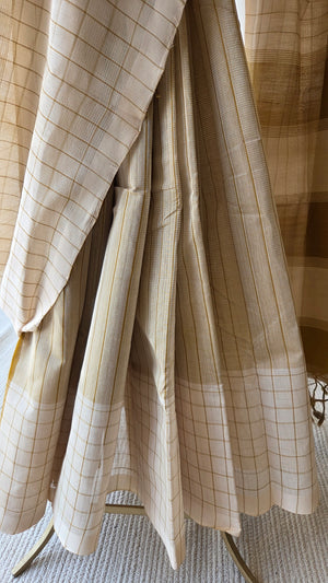 'CIRCLE BACK' Handwoven Mangalagiri Cotton Saree