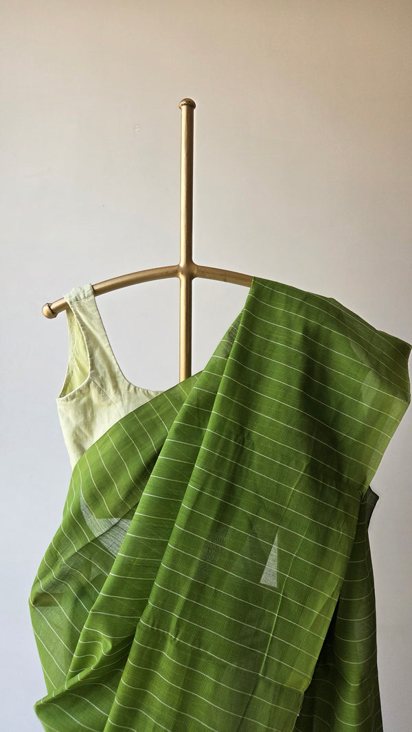 'FORM & FUNCTION' Handwoven Mangalagiri Cotton Saree