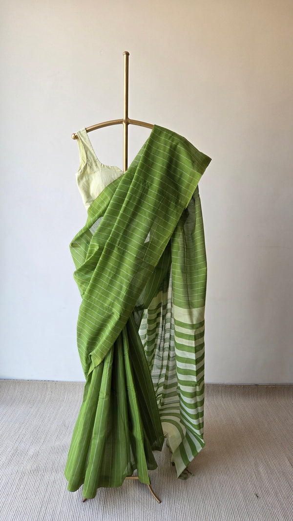 'FORM & FUNCTION' Handwoven Mangalagiri Cotton Saree