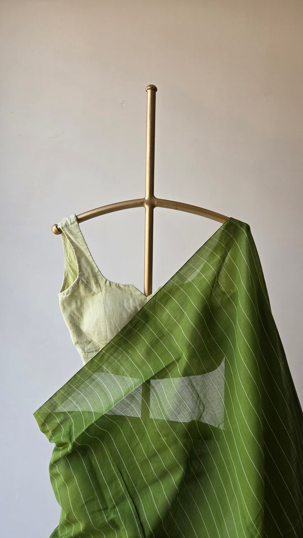 'FORM & FUNCTION' Handwoven Mangalagiri Cotton Saree