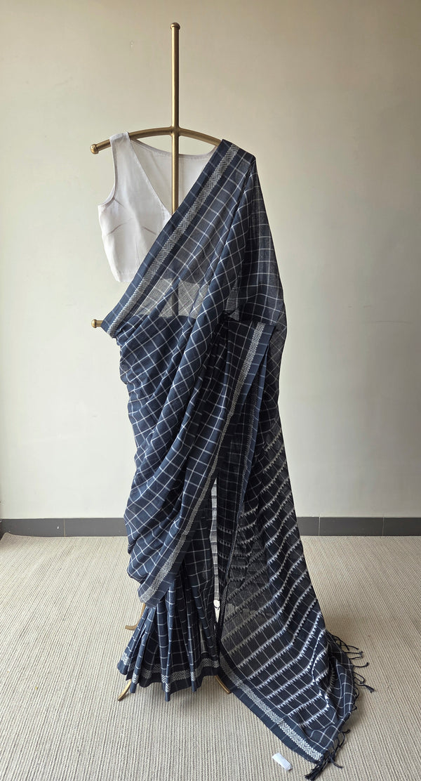 'DORA: Steel' Handwoven Begumpuri Saree