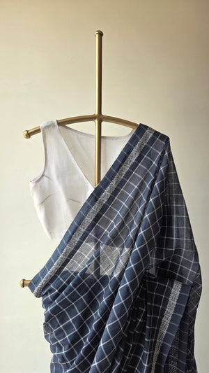 'DORA: Steel' Handwoven Begumpuri Saree