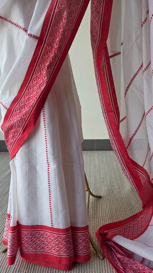 'LOHITA: Uma' Handwoven Begumpuri Saree