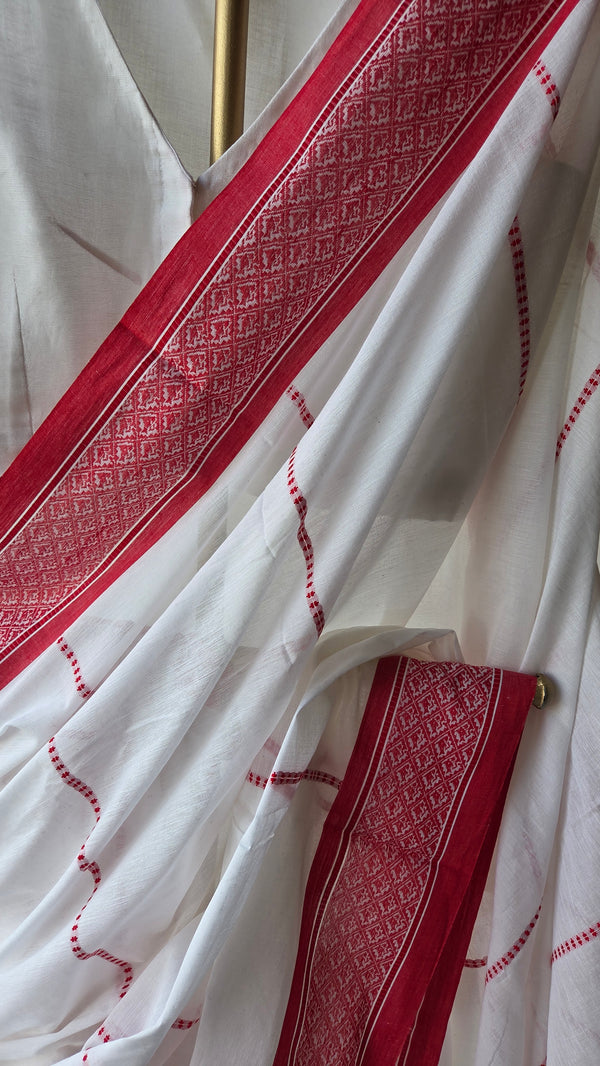 'LOHITA: Uma' Handwoven Begumpuri Saree