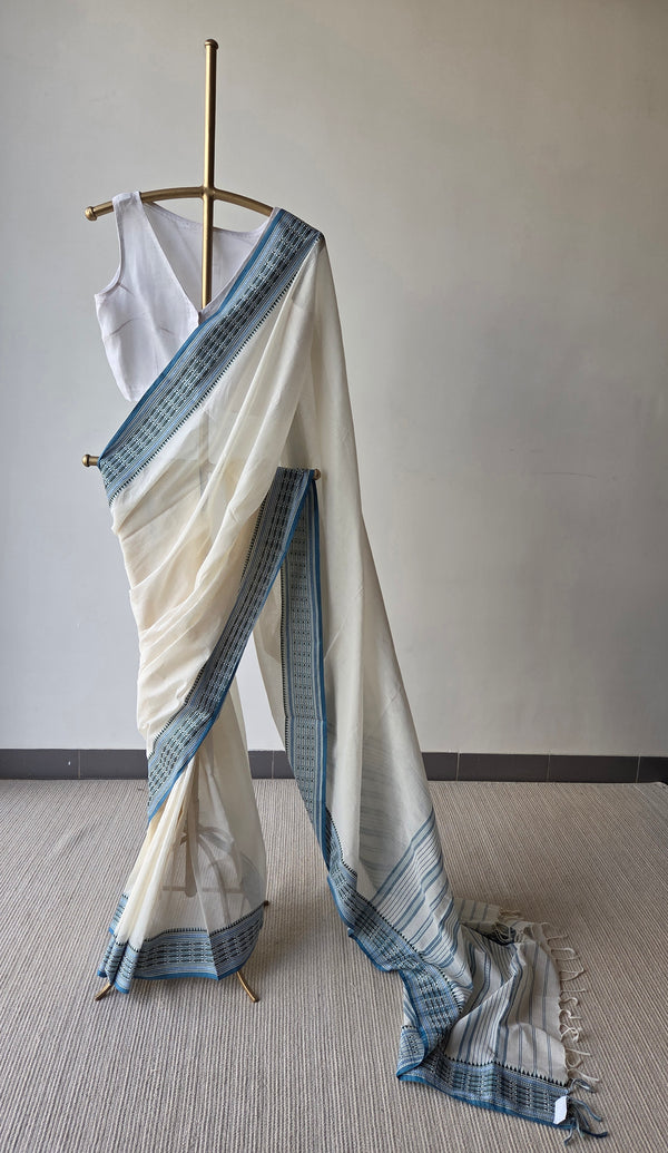 'SOMUDRA' Handwoven Begumpuri Saree