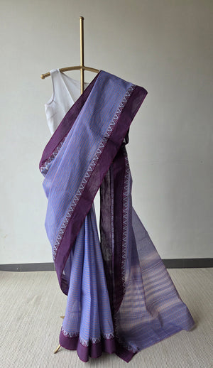 'SHIULI TOLA: Periwinkle' Handwoven Cotton Dhonekhali Saree