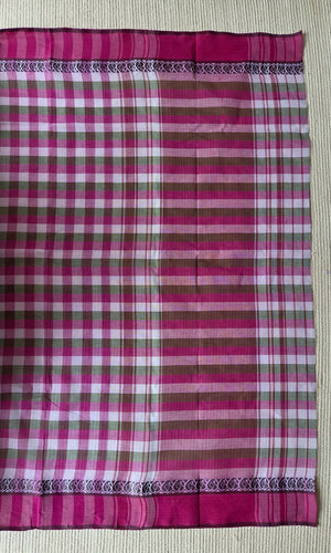 'KULER ACHAR: Magenta' Handwoven Cotton Dhonekhali Saree