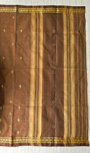 'GOLPER JHURI: Brown Ochre' Handwoven Cotton Dhonekhali Saree