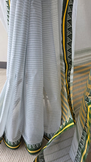'PURANO BAKSHO' Handwoven Cotton Dhonekhali Saree