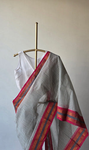'SHILA' Handwoven Narayanpet Cotton Saree