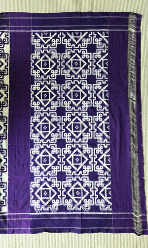 'CHROMA' Handwoven Pochampally Double Ikat Cotton Saree