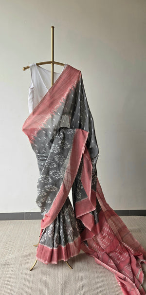 'CONTRAST' Handwoven Pochampally Ikat Cotton Saree