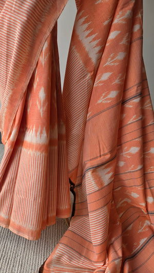 'SPECTRUM' Handwoven Pochampally Ikat Cotton Saree