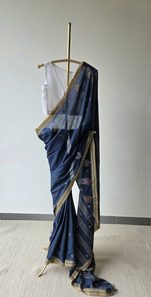 'TILOTTAMA' Handwoven Jamdani Cotton Saree