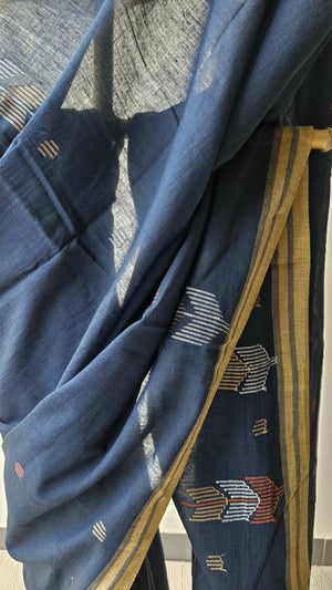 'TILOTTAMA' Handwoven Jamdani Cotton Saree