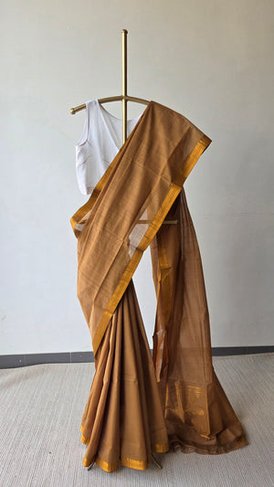 'AVANTIKA' Handwoven Mangalagiri Cotton Saree