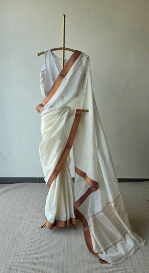 'VASUNDHARA' Handwoven Mangalagiri Cotton Saree