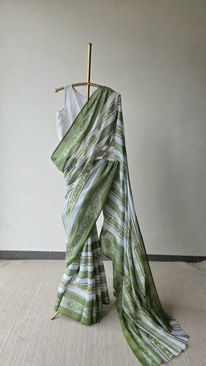 'PIYALI Handwoven Cotton Dhonekhali Saree