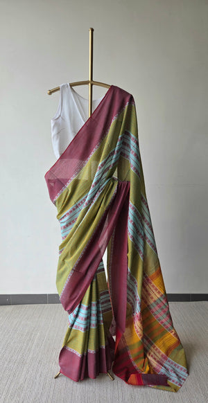 'KANAN' Handwoven Cotton Dhonekhali Saree