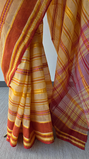 'HEMANTA' Handwoven Cotton Dhonekhali Saree