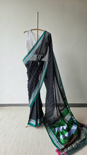 'ALLALASANDRA' Handwoven Ilkal Cotton Saree