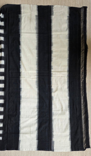 'LINEAR RHYTHM' Handwoven Pochampally Ikat Cotton Saree